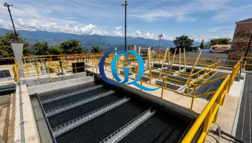 Módulos de sedimentación tipo colmena en ABS original instalados en una planta de tratamiento de agua